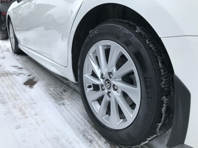 Toyota Camry SE 2023