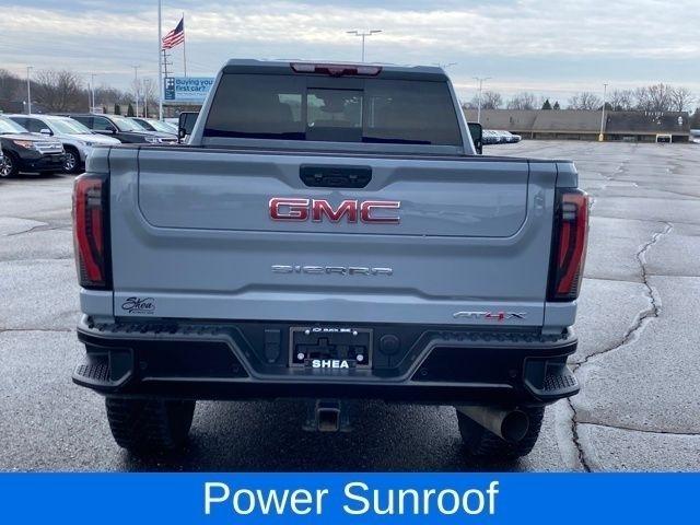 GMC Sierra 2500HD AT4X Crew Cab 4WD 2024