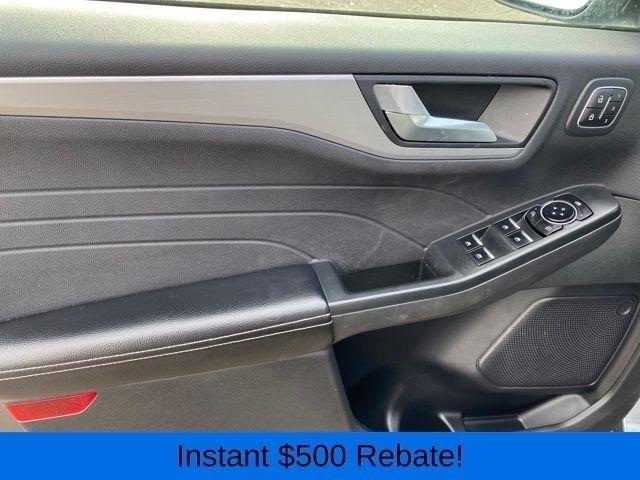 Ford Escape Platinum AWD 2023