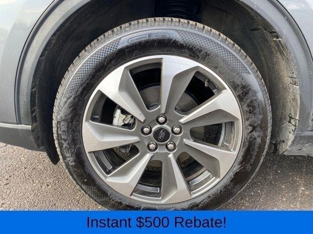 Ford Escape Platinum AWD 2023