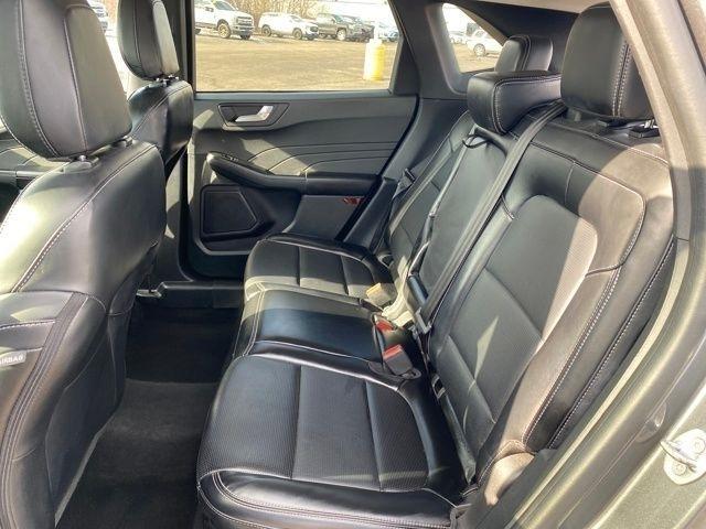 Ford Escape Platinum AWD 2023