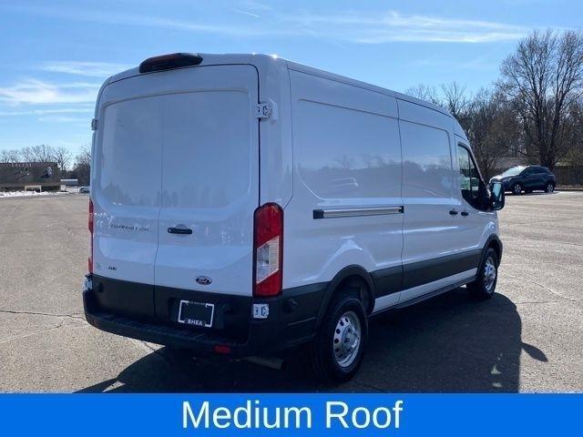 Ford Transit 250 Van Med. Roof w/Sliding Pass. 148-in. WB 2024