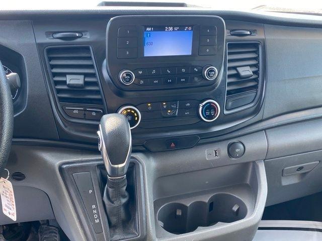 Ford Transit 250 Van Med. Roof w/Sliding Pass. 148-in. WB 2024