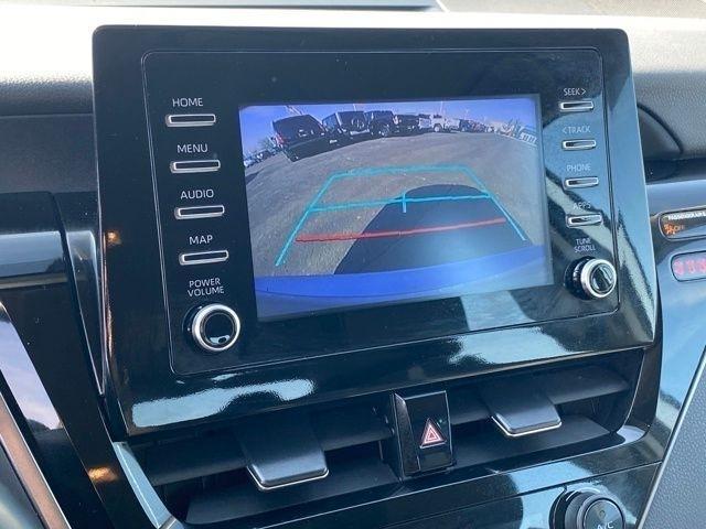 Toyota Camry SE 2023