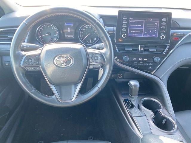 Toyota Camry SE 2023