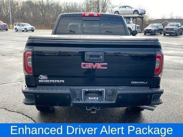 GMC Sierra 1500 Denali Crew Cab Long Box 4WD 2017