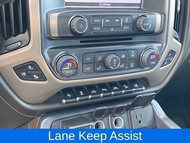 GMC Sierra 1500 Denali Crew Cab Long Box 4WD 2017