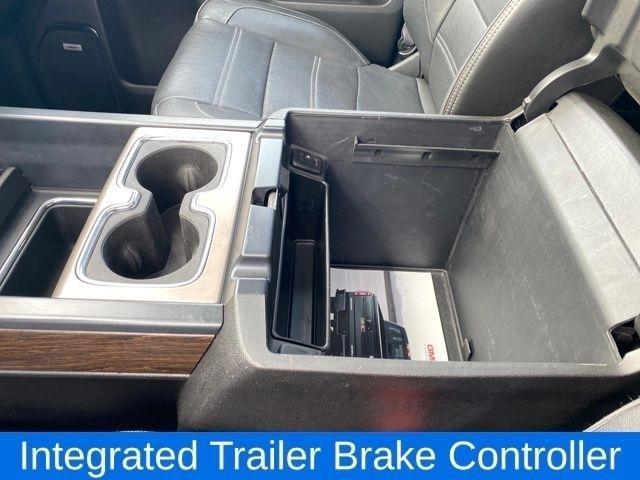 GMC Sierra 1500 Denali Crew Cab Long Box 4WD 2017