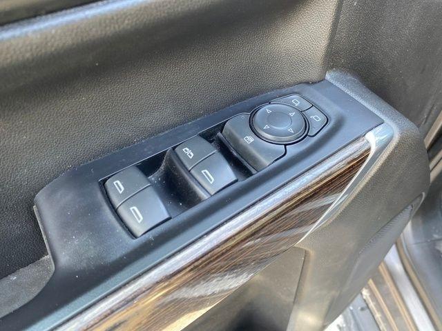 GMC Sierra 1500 SLE Crew Cab Long Box 4WD 2019