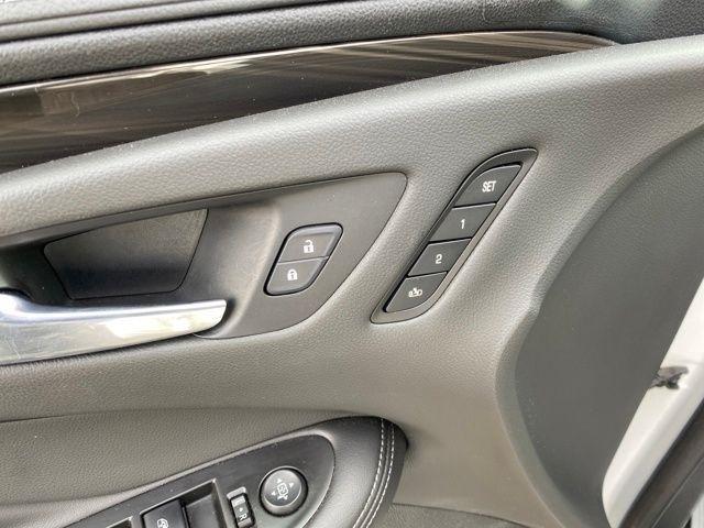 Buick Envision Essense AWD 2019