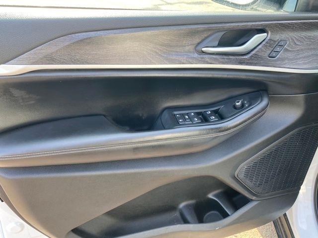 Jeep Grand Cherokee Limited 4WD 2023