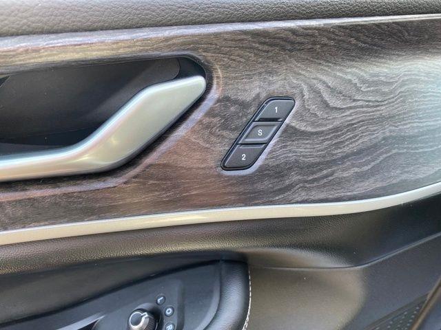 Jeep Grand Cherokee Limited 4WD 2023