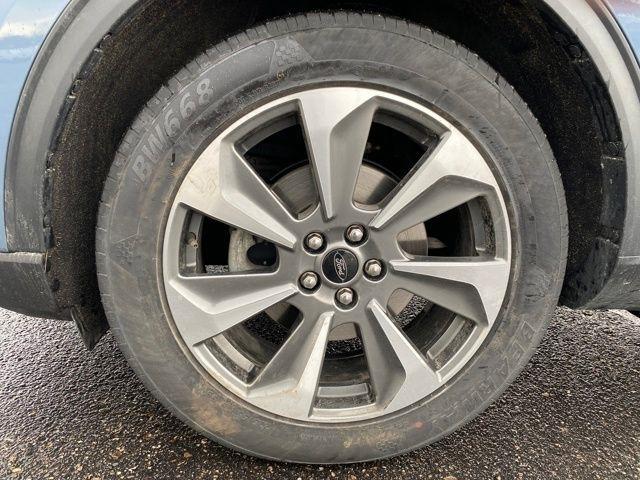 Ford Escape Platinum AWD 2023