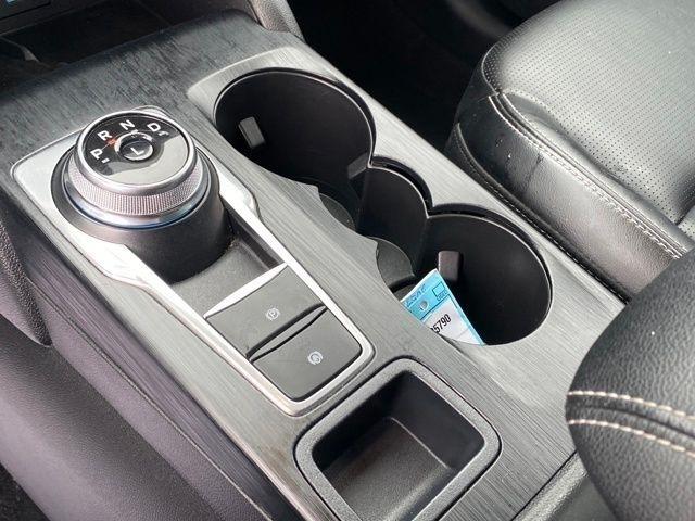 Ford Escape Platinum AWD 2023