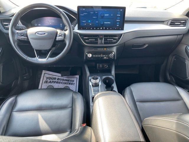 Ford Escape Platinum AWD 2024