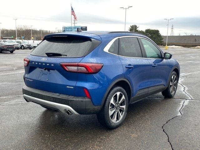 Ford Escape Platinum AWD 2023