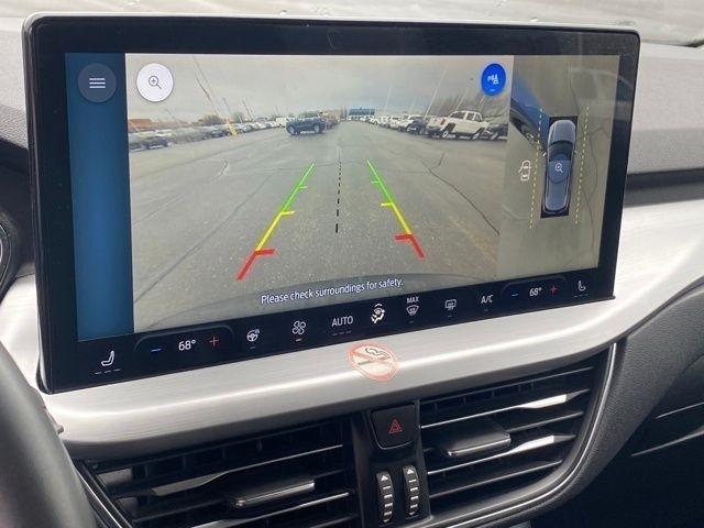 Ford Escape Platinum AWD 2023