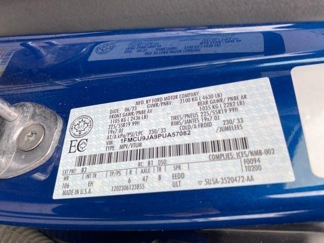 Ford Escape Platinum AWD 2023