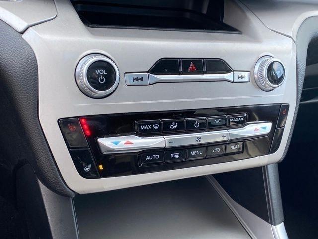 Ford Explorer XLT AWD 2023