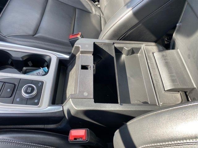 Ford Explorer XLT AWD 2023