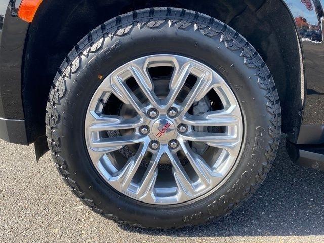 GMC Yukon SLT 4WD 2024