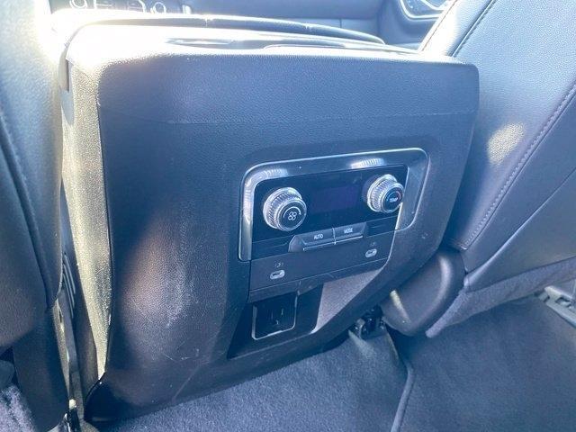 GMC Yukon SLT 4WD 2024