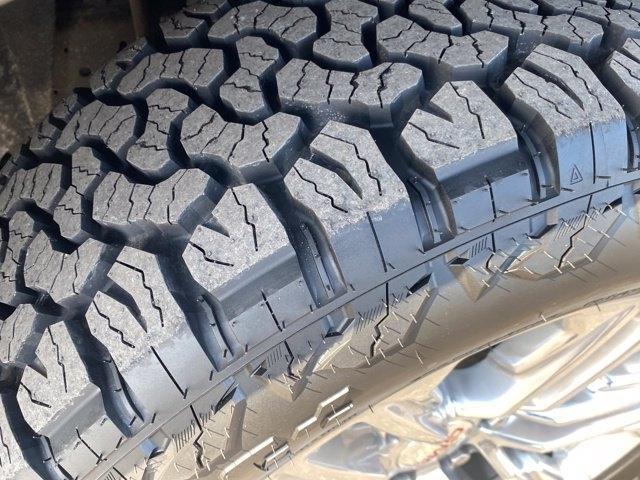 GMC Yukon SLT 4WD 2024