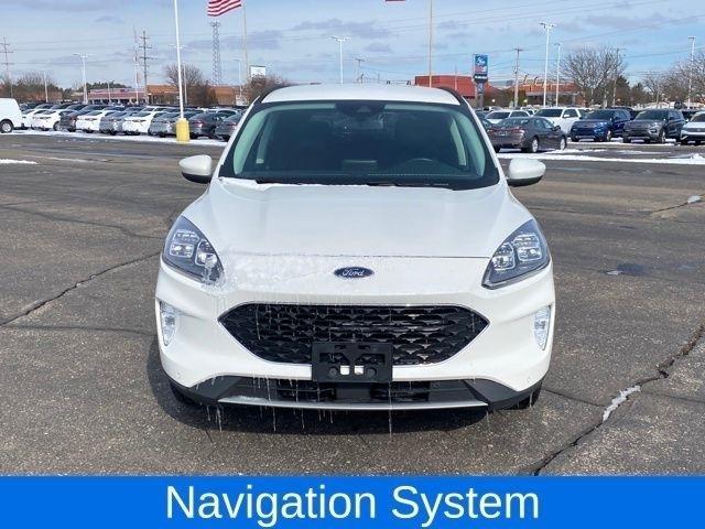 Ford Escape Titanium 4WD 2022