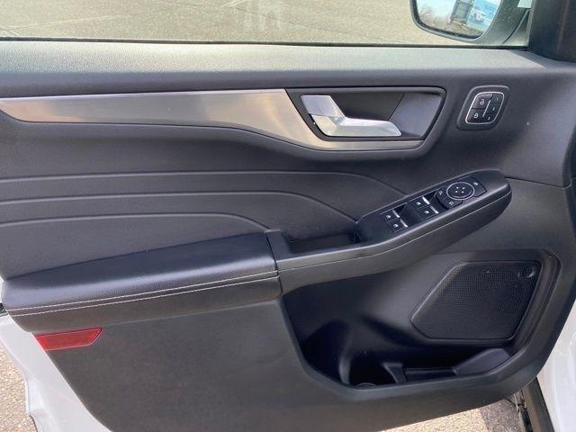 Ford Escape Titanium 4WD 2022