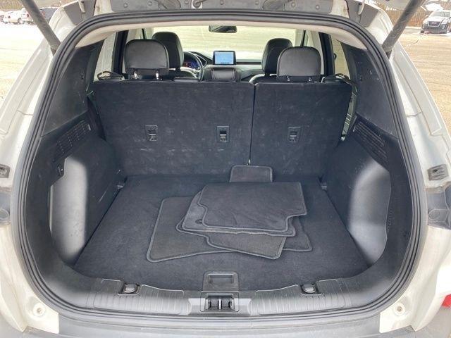 Ford Escape Titanium 4WD 2022