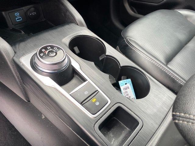 Ford Escape Platinum AWD 2023