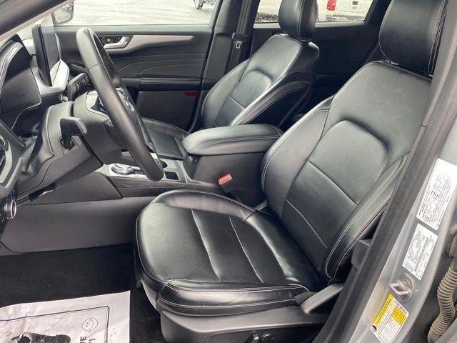 Ford Escape Platinum AWD 2023