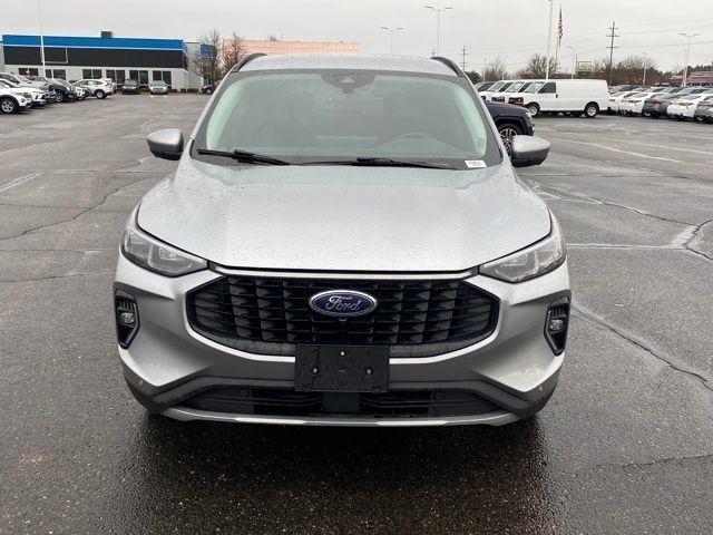 Ford Escape Platinum AWD 2023