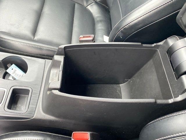 Ford Escape Platinum AWD 2023