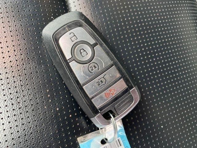 Ford Escape Platinum AWD 2023