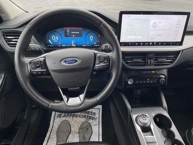 Ford Escape Platinum AWD 2023