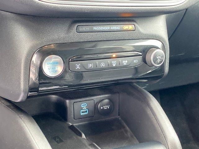 Ford Escape Platinum AWD 2023