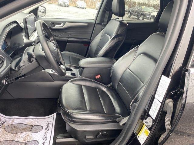 Ford Escape Platinum AWD 2023