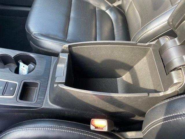 Ford Escape Platinum AWD 2023