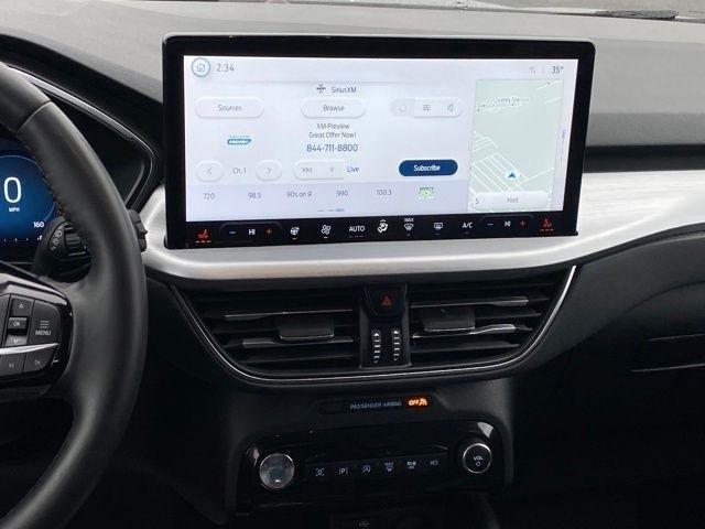 Ford Escape Platinum AWD 2024