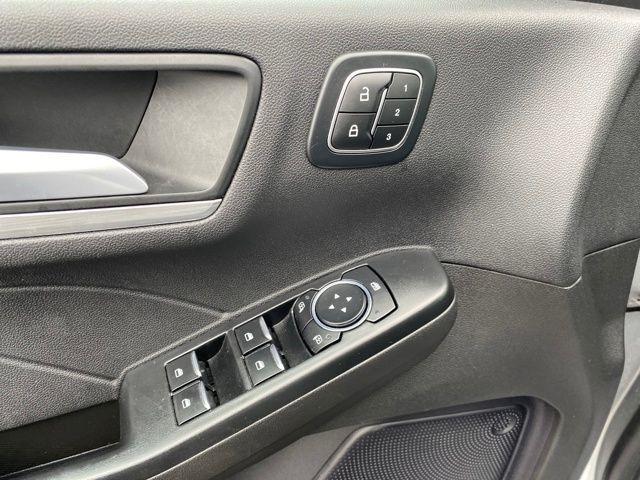 Ford Escape Platinum AWD 2024