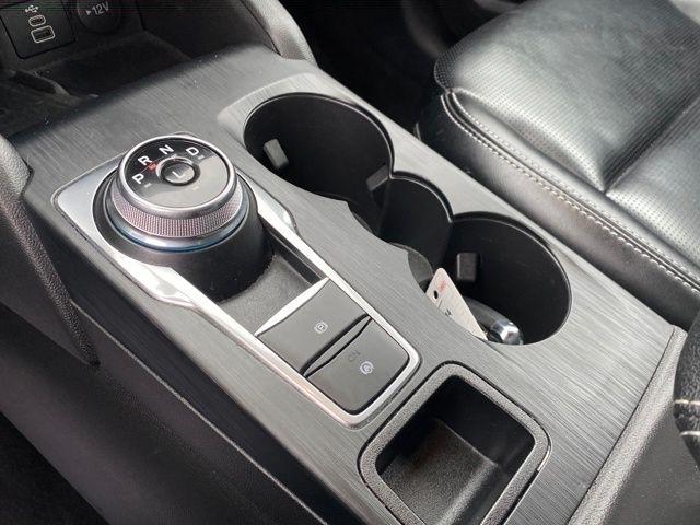 Ford Escape Platinum AWD 2024