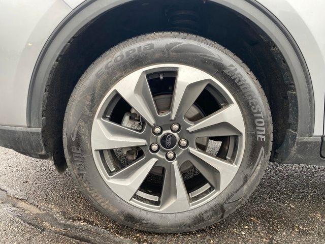 Ford Escape Platinum AWD 2024