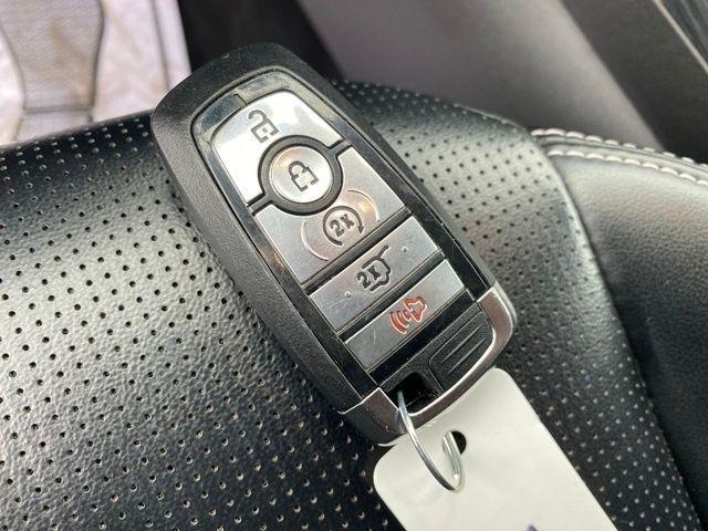 Ford Escape Platinum AWD 2024