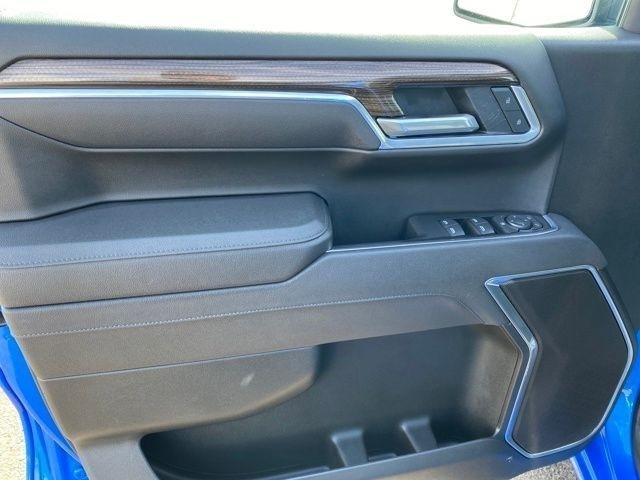 Chevrolet Silverado 1500 LT Crew Cab 4WD 2025