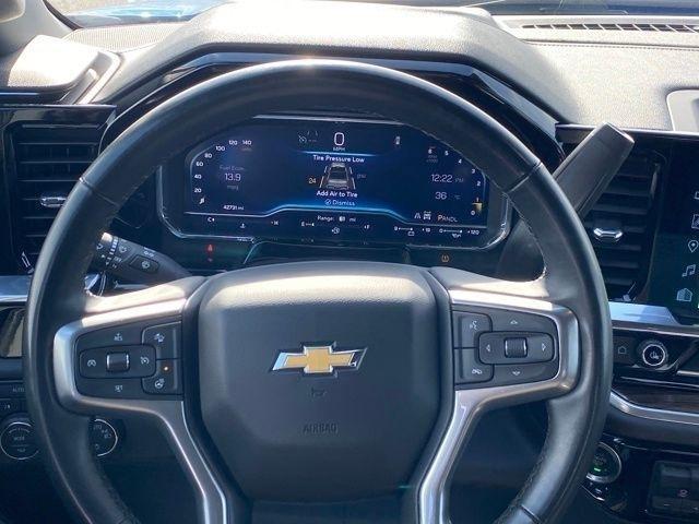 Chevrolet Silverado 1500 LT Crew Cab 4WD 2025