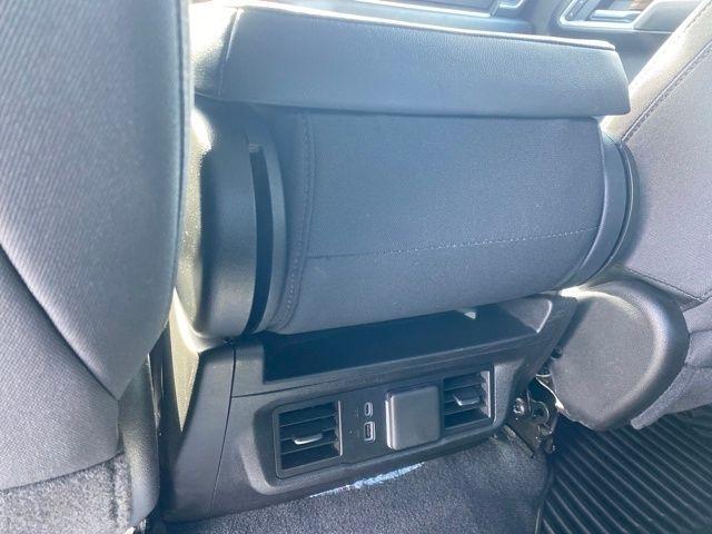 Chevrolet Silverado 1500 LT Crew Cab 4WD 2025