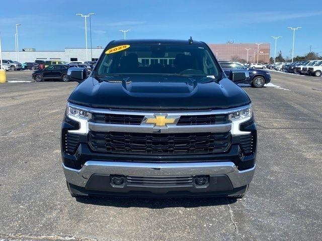 Chevrolet Silverado 1500 LT Crew Cab 4WD 2025