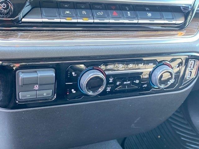 Chevrolet Silverado 1500 LT Crew Cab 4WD 2025