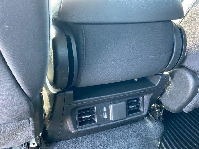 Chevrolet Silverado 1500 LT Crew Cab 4WD 2025